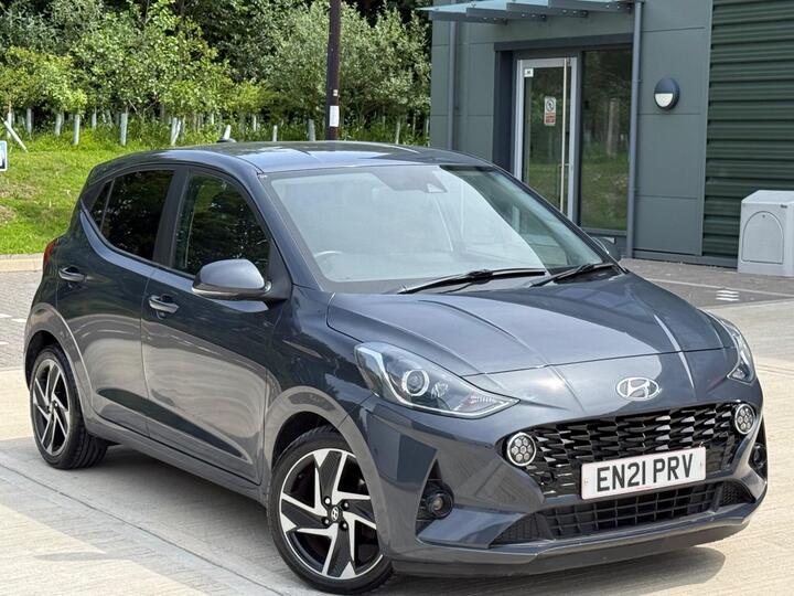 Hyundai I10 1.2 Premium Auto Euro 6 (s/s) 5dr Hyundai I10 1.2 Premium Auto Euro 6 (s/s) 5dr