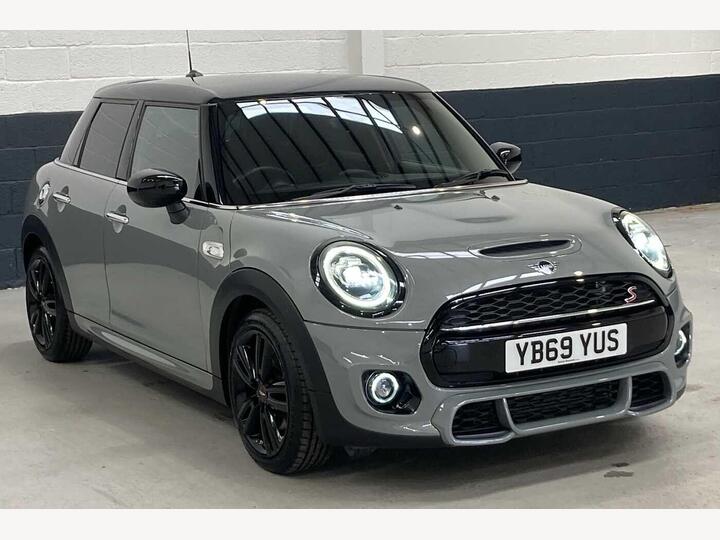 MINI Hatch 2.0 Cooper S Sport Steptronic Euro 6 (s/s) 5dr