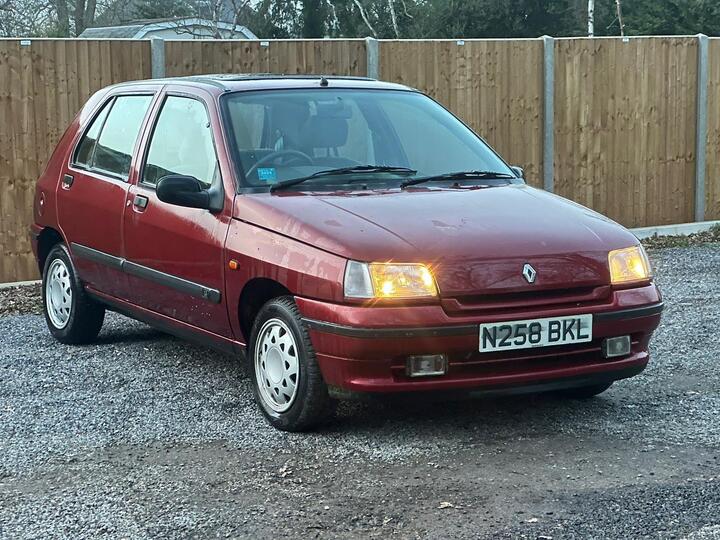 Renault Clio 1.4 Baccara 5dr