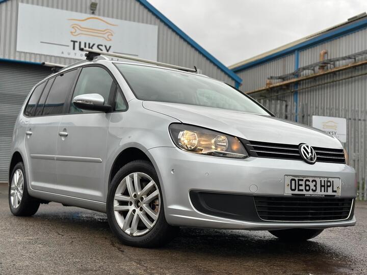 Volkswagen Touran 2.0 TDI SE Euro 5 5dr Volkswagen Touran 2.0 TDI SE Euro 5 5dr