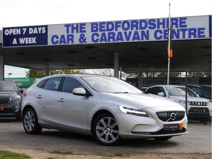 Volvo V40 2.0 D3 Inscription Auto Euro 6 (s/s) 5dr