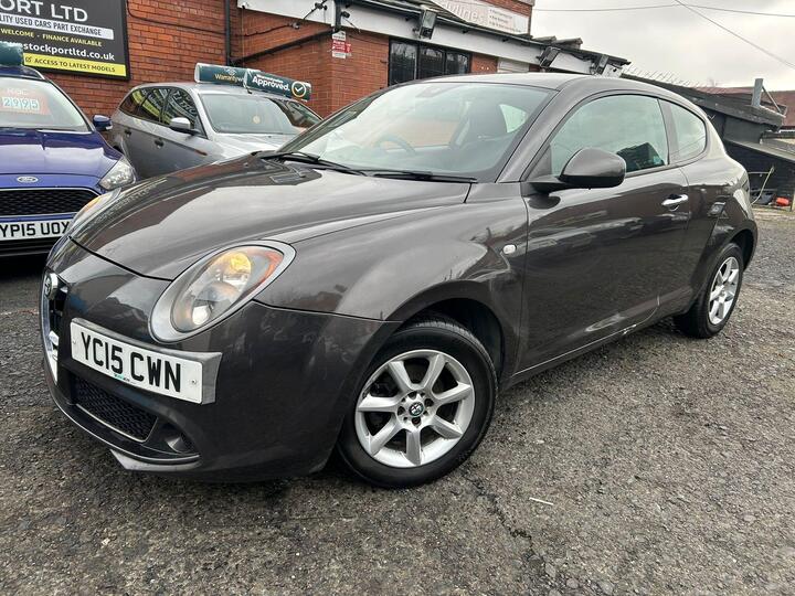 Alfa Romeo MiTo 1.4 8V Progression Euro 6 (s/s) 3dr Alfa Romeo MiTo 1.4 8V Progression Euro 6 (s/s) 3dr