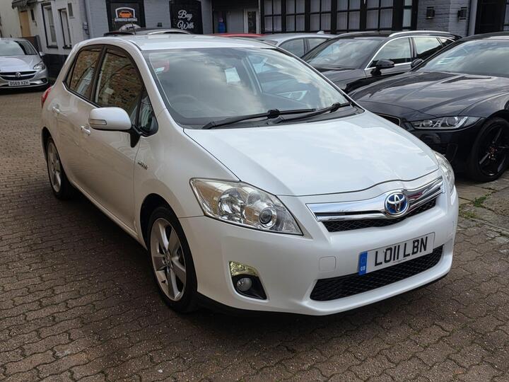 Toyota Auris 1.8 VVT-h T Spirit CVT Euro 5 (s/s) 5dr