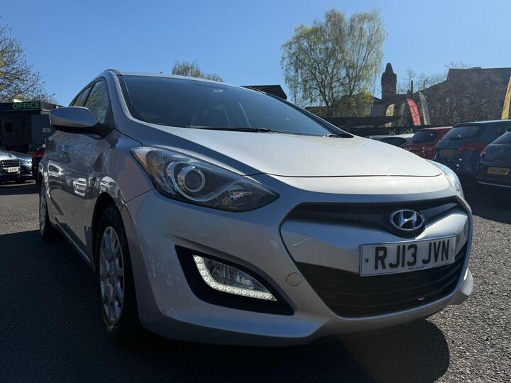 Hyundai I30 1.6 CRDi Blue Drive Classic Tourer Euro 5 (s/s) 5dr