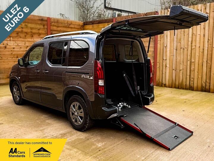 Peugeot RIFTER 3 Seat Wheelchair Accessible Disabled Access Vehicle WAV Peugeot RIFTER 3 Seat Wheelchair Accessible Disabled Access Vehicle WAV