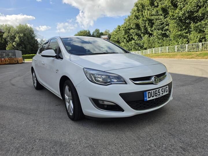 Vauxhall Astra 1.4i SRi Euro 6 5dr