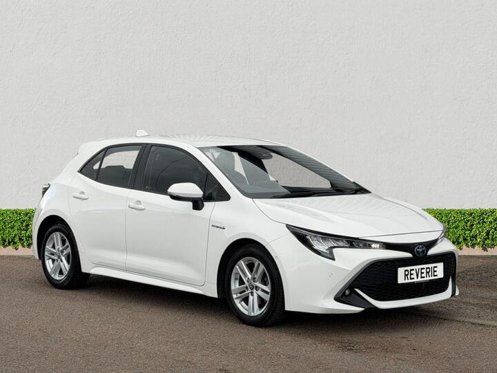 Toyota COROLLA 1.8 VVT-h Icon Tech CVT Euro 6 (s/s) 5dr Toyota COROLLA 1.8 VVT-h Icon Tech CVT Euro 6 (s/s) 5dr