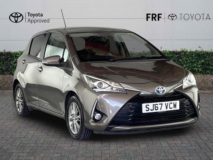 Toyota Yaris 1.5 VVT-h Icon Tech E-CVT Euro 6 (s/s) 5dr