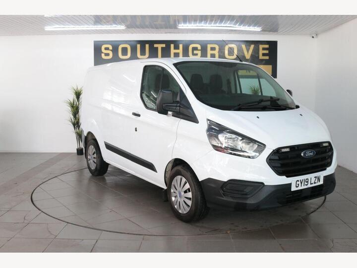 Ford TRANSIT CUSTOM 2.0 340 EcoBlue Panel Van 5dr Diesel Manual L1 H1 Euro 6 (130 Ps) * EXTENDED WARRANTIES AVAILABLE * Ford TRANSIT CUSTOM 2.0 340 EcoBlue Panel Van 5dr Diesel Manual L1 H1 Euro 6 (130 Ps) * EXTENDED WARRANTIES AVAILABLE *