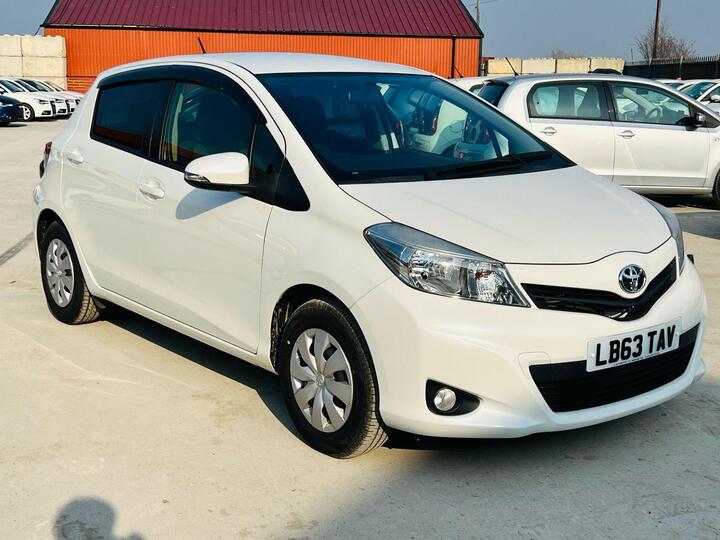 Toyota Yaris 1.33 Dual VVT-i Icon Multidrive S Euro 5 5dr