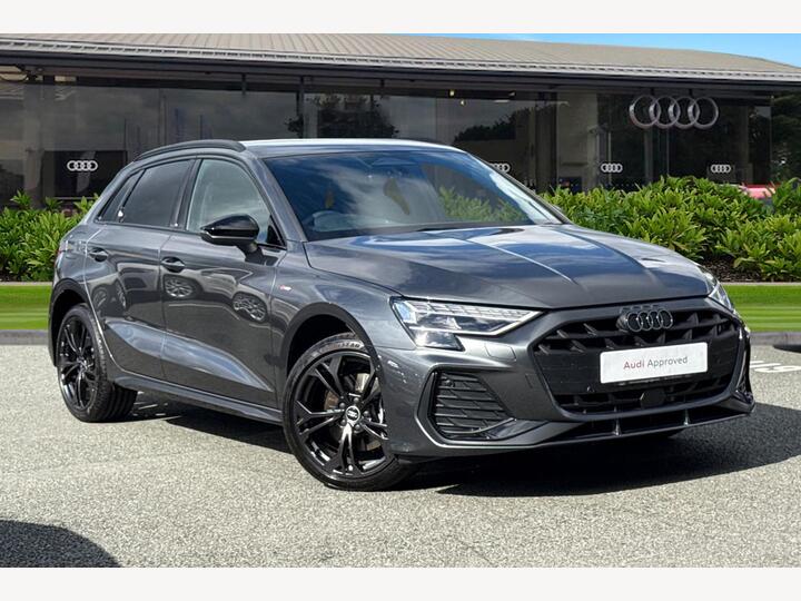 Audi A3 Sportback 1.5 TFSIe Black Edition Sportback S Tronic Euro 6 (s/s) 5dr 17.9kWh