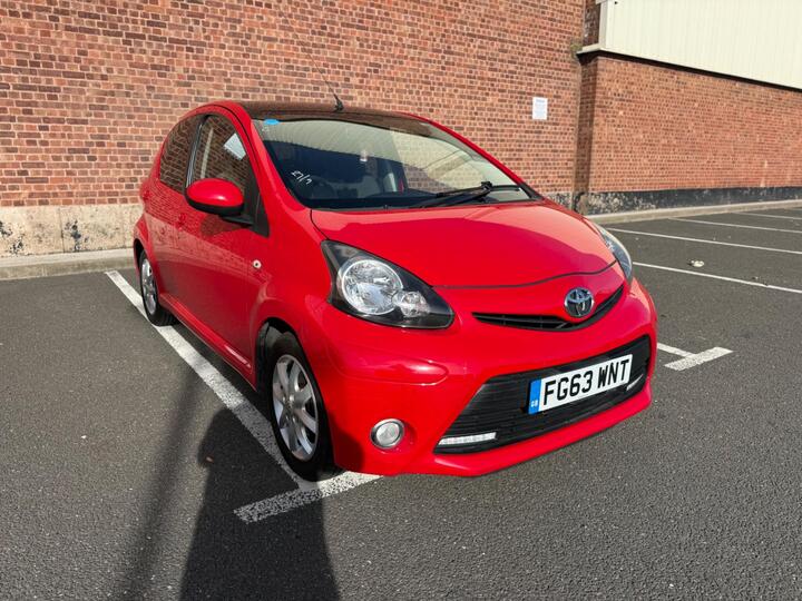 Toyota AYGO 1.0 VVT-i Mode Euro 5 5dr