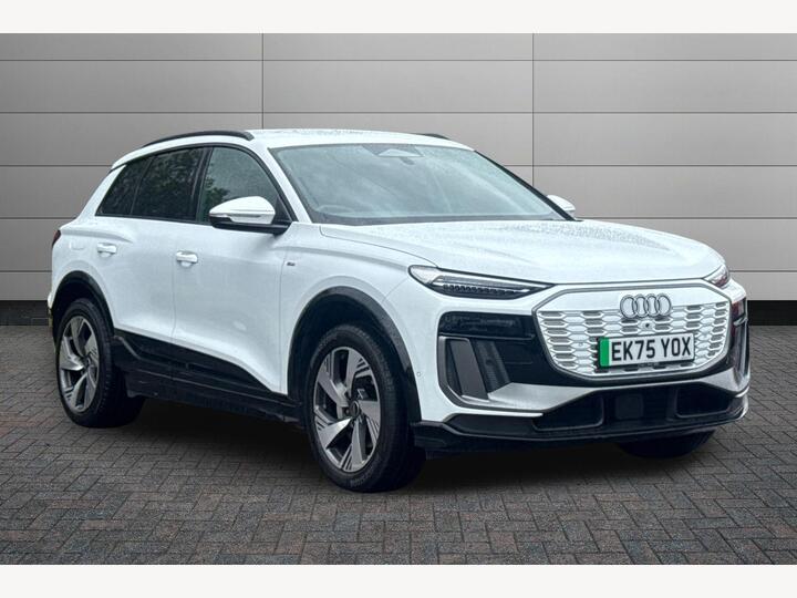 Audi Q6 E-tron 100kWh S Line Auto Quattro 5dr Audi Q6 E-tron 100kWh S Line Auto Quattro 5dr