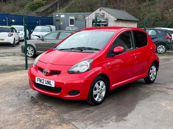 Toyota AYGO 1.0 VVT-i Go Euro 5 5dr