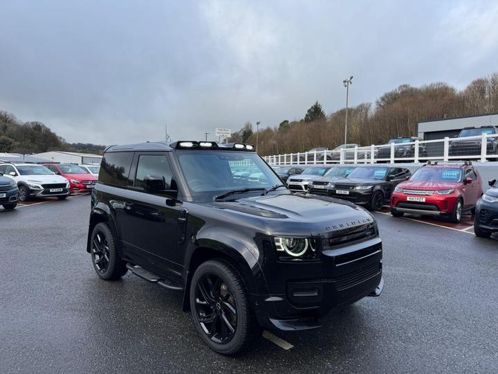 Land Rover DEFENDER 90 HARD TOP D250 SE Commercial OBSIDIAN WIDE ARCH 25MY  Wide Track Arches, 22-inch Wheels++