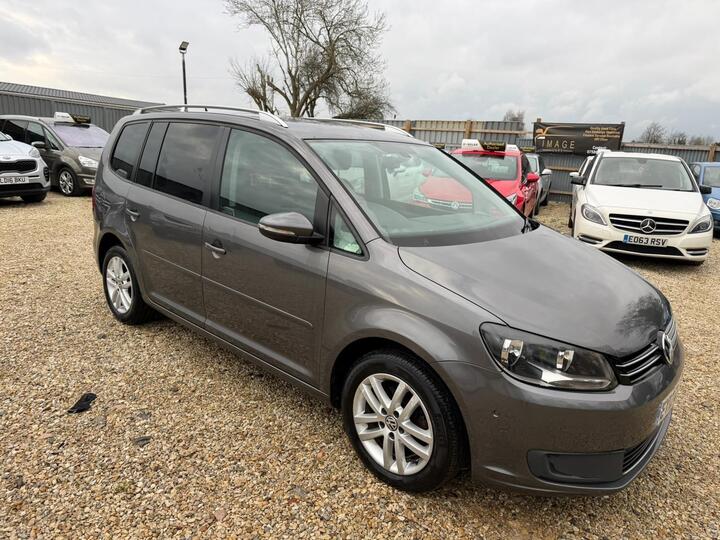 Volkswagen Touran 1.6 TDI SE DSG Euro 5 5dr