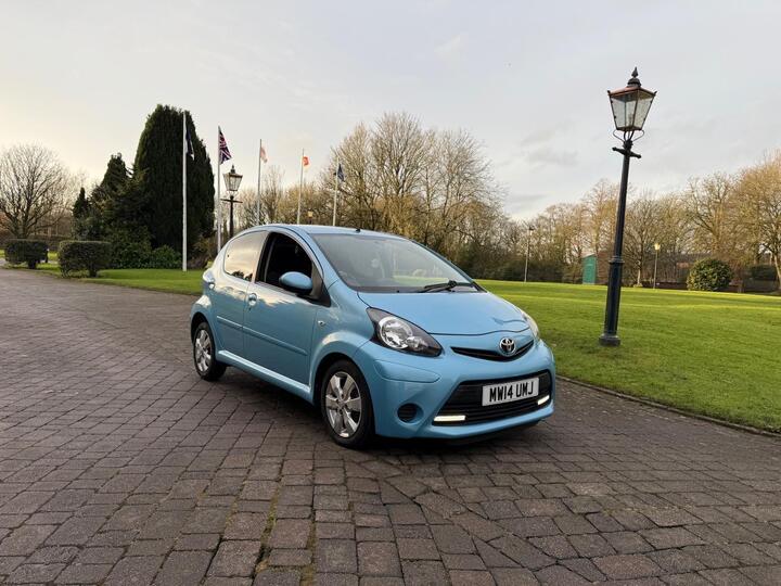 Toyota AYGO 1.0 VVT-i Move Euro 5 5dr
