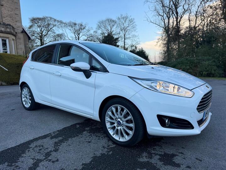 Ford Fiesta 1.0T EcoBoost Titanium X Euro 5 (s/s) 5dr