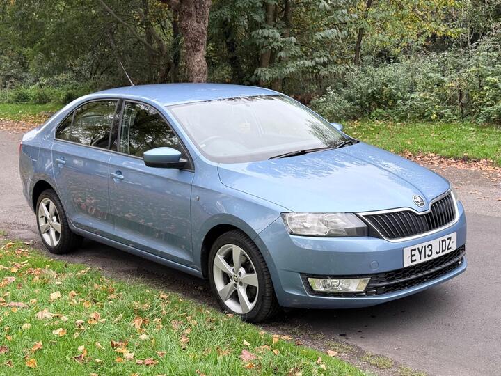 Skoda Rapid 1.6 TDI Elegance Euro 5 5dr