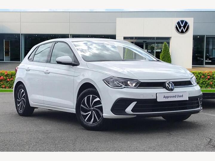 Volkswagen POLO HATCHBACK 1.0 TSI Life Euro 6 (s/s) 5dr Volkswagen POLO HATCHBACK 1.0 TSI Life Euro 6 (s/s) 5dr