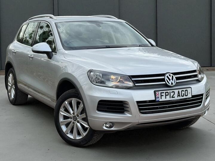 Volkswagen Touareg 3.0 TDI V6 BlueMotion Tech SE Tiptronic 4WD Euro 5 (s/s) 5dr