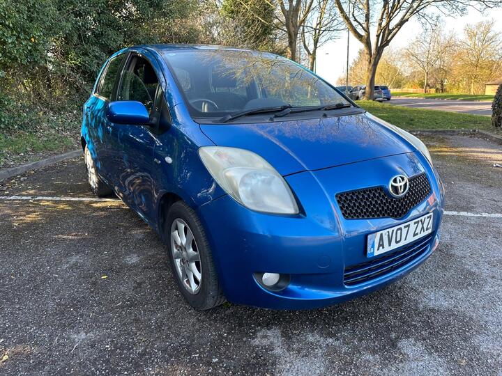 Toyota Yaris 1.4 D-4D SR 5dr