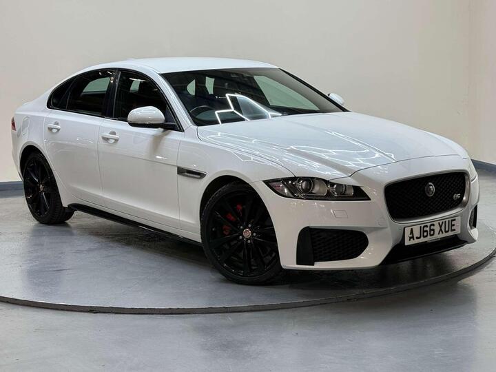Jaguar XF 3.0 V6 S Auto Euro 6 (s/s) 4dr