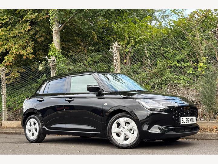 Suzuki Swift 1.2 MHEV Motion CVT Euro 6 (s/s) 5dr Suzuki Swift 1.2 MHEV Motion CVT Euro 6 (s/s) 5dr