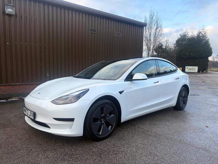 Tesla Model 3 Auto RWD 4dr