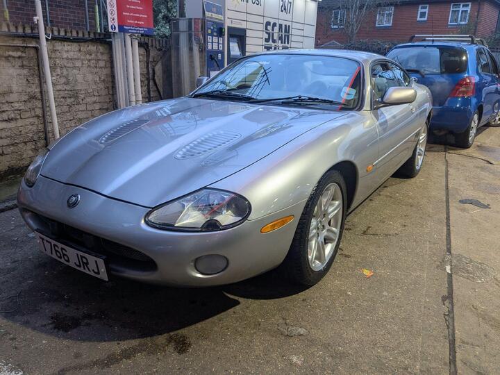 Jaguar XK8 4.0 2dr