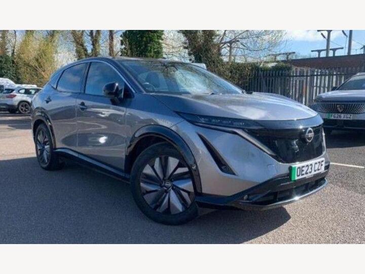 Nissan ARIYA 63kWh Advance Auto 5dr 22kW Charger