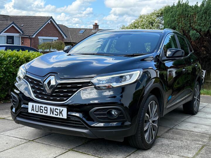 Renault Kadjar 1.5 Blue DCi Iconic Euro 6 (s/s) 5dr Renault Kadjar 1.5 Blue DCi Iconic Euro 6 (s/s) 5dr
