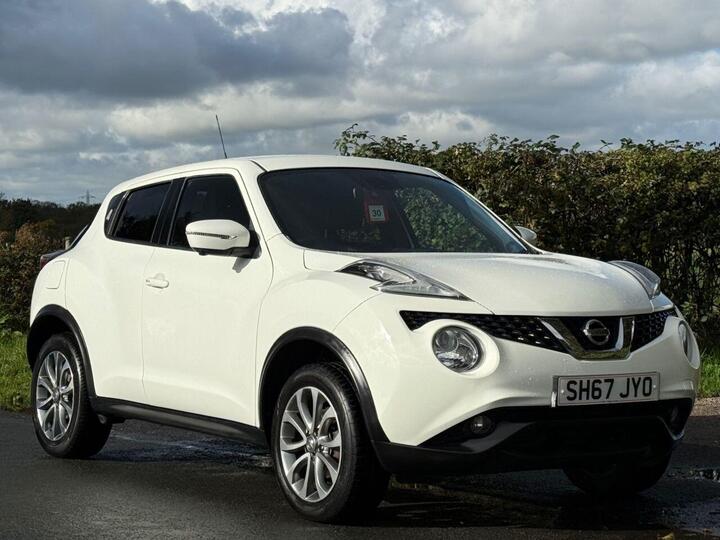 Nissan JUKE 1.6 Tekna XTRON Euro 6 5dr