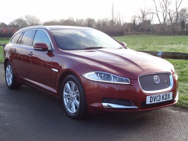 Jaguar XF 2.2d Luxury Sportbrake Auto Euro 5 (s/s) 5dr