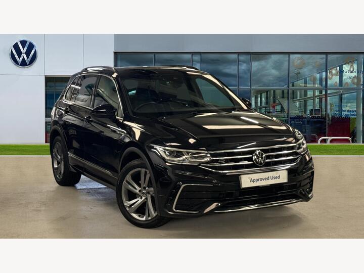 Volkswagen Tiguan 2.0 TDI R-Line Edition DSG Euro 6 (s/s) 5dr Volkswagen Tiguan 2.0 TDI R-Line Edition DSG Euro 6 (s/s) 5dr