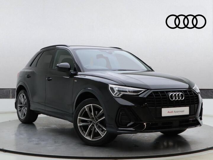 Audi Q3 1.5 TFSI CoD 35 Black Edition Euro 6 (s/s) 5dr