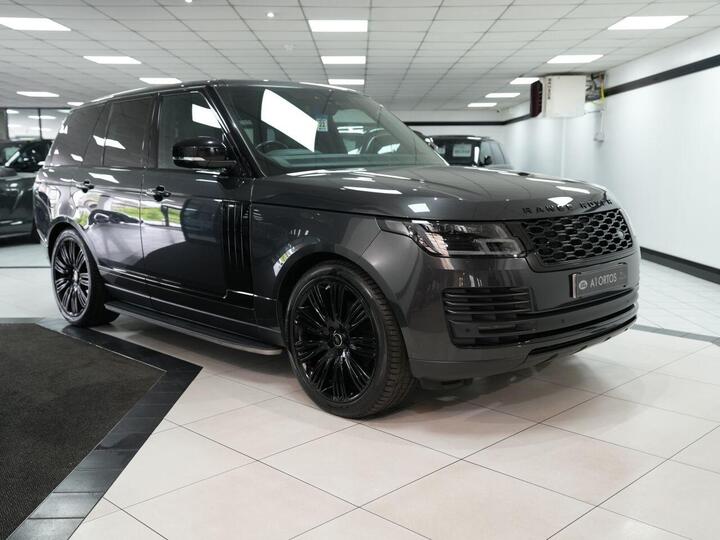 Land Rover RANGE ROVER 3.0 SD V6 Vogue Auto 4WD Euro 6 (s/s) 5dr Land Rover RANGE ROVER 3.0 SD V6 Vogue Auto 4WD Euro 6 (s/s) 5dr