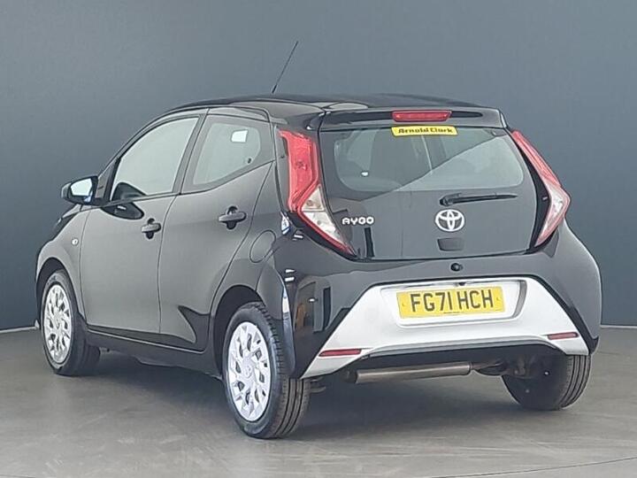 Toyota AYGO 1.0 VVT-i X-play Euro 6 (s/s) 5dr