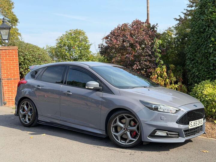 Ford Focus 2.0 TDCi ST-3 Euro 6 (s/s) 5dr