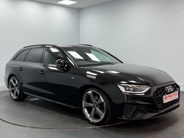 Audi A4 Avant 2.0 TFSI 35 Black Edition S Tronic Euro 6 (s/s) 5dr Audi A4 Avant 2.0 TFSI 35 Black Edition S Tronic Euro 6 (s/s) 5dr