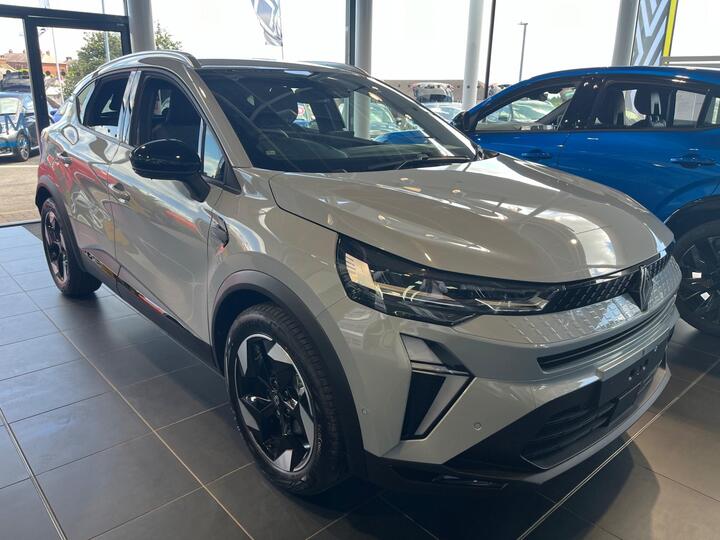 Renault Captur 1.6 E-TECH Techno Auto Euro 6 (s/s) 5dr