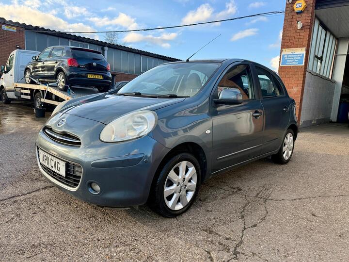 Nissan Micra 1.2 DIG-S Tekna Euro 5 (s/s) 5dr