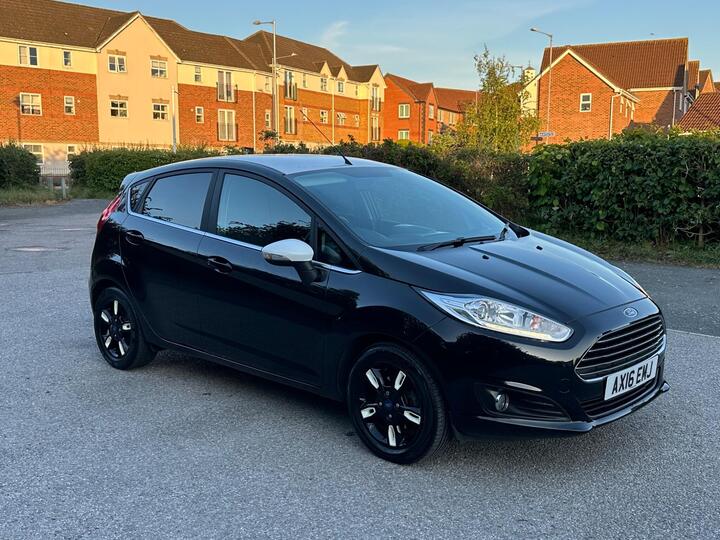 Ford Fiesta 1.0T EcoBoost Zetec Black Edition Euro 6 (s/s) 5dr