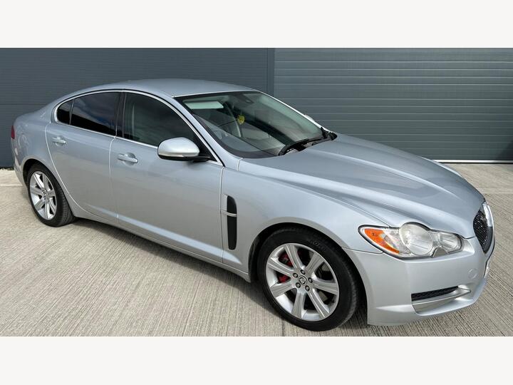 Jaguar XF 3.0d V6 Luxury Auto Euro 5 4dr