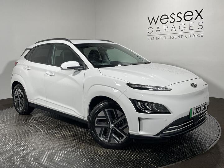 Hyundai Kona 64kWh Ultimate Auto 5dr (10.5kW Charger) Hyundai Kona 64kWh Ultimate Auto 5dr (10.5kW Charger)