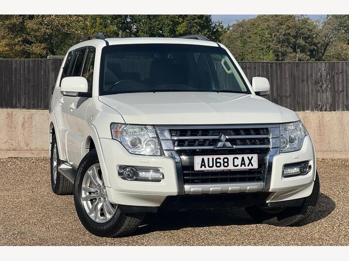 Mitsubishi Shogun 3.2 DI-DC SG3 Auto 4WD Euro 6 5dr LWB Mitsubishi Shogun 3.2 DI-DC SG3 Auto 4WD Euro 6 5dr LWB