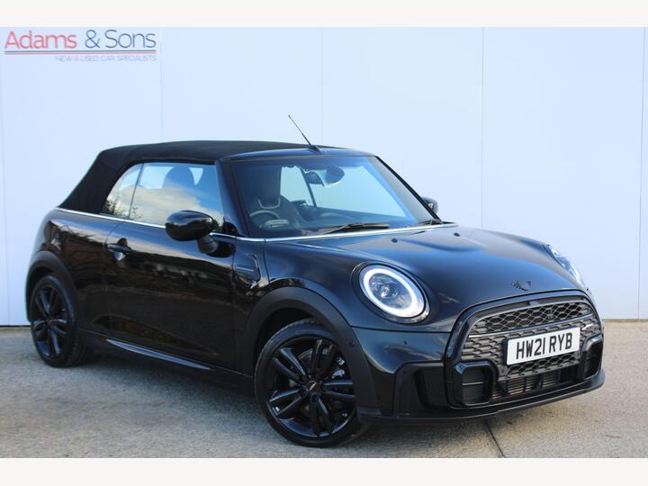 MINI Convertible 1.5 Cooper Sport Steptronic Euro 6 (s/s) 2dr MINI Convertible 1.5 Cooper Sport Steptronic Euro 6 (s/s) 2dr