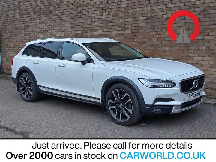 Volvo V90 CROSS COUNTRY 2.0 D4 Plus Auto AWD Euro 6 (s/s) 5dr