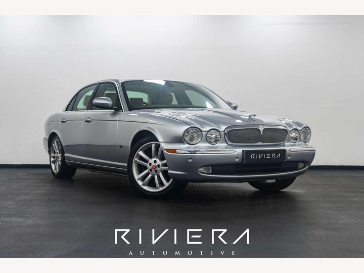 Jaguar XJ 3.0 XJ6 Sovereign 4dr