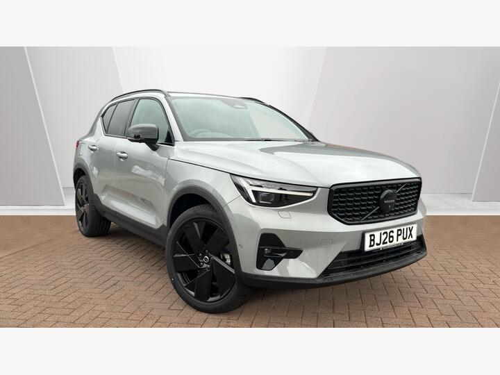 Volvo XC40 2.0 B3 MHEV Plus Black Edition DCT Auto Euro 6 (s/s) 5dr